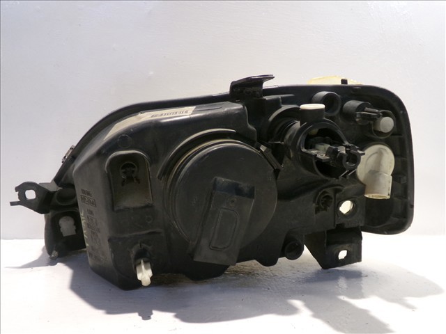 8200211006 Faro derecho  en stock Castellón