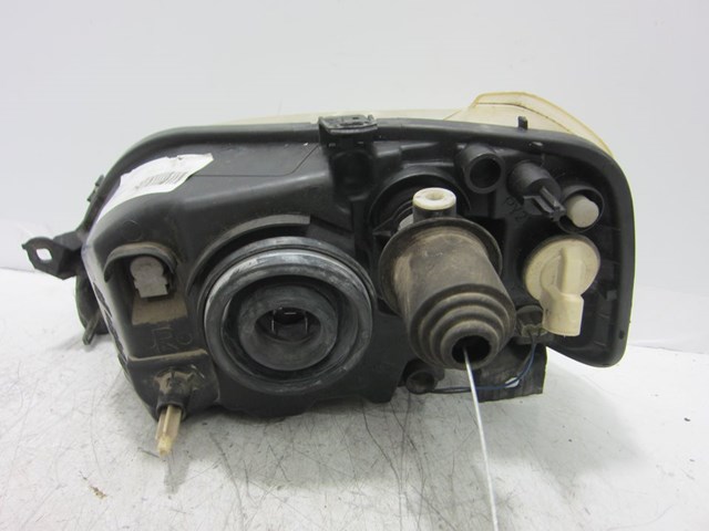 8200211006 Faro derecho  comprar en Reus