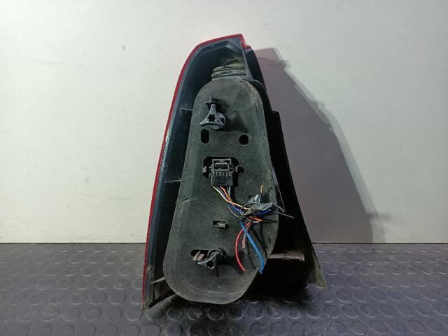8200211019 Piloto trasero derecho  comprar en Zaragoza