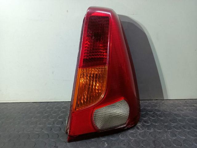 8200211019 Piloto trasero derecho  disponible Burgos