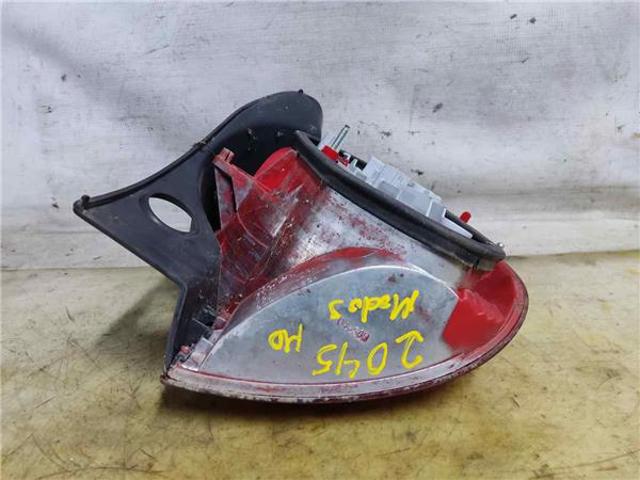 8200212205 RENAULT Piloto trasero izquierdo comprar Bilbao