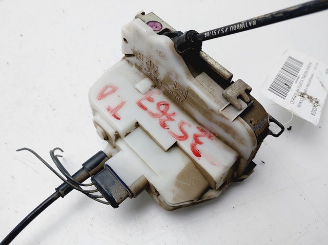 RENAULT 8200212467 Cerradura de la puerta trasera derecha comprar Barcelona