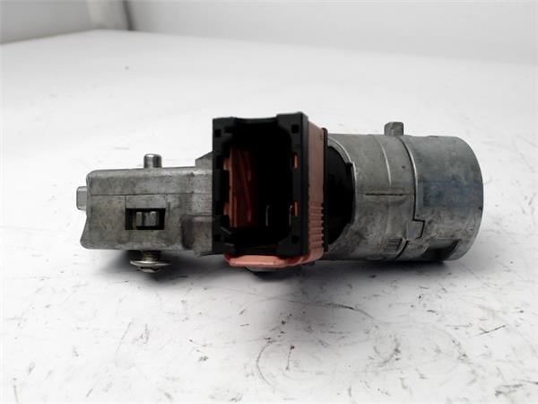 8200214168 RENAULT Cerradura de encendido  disponible Alicante