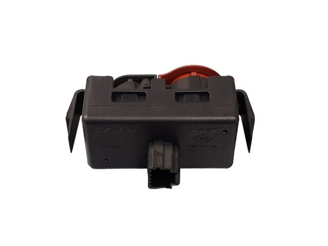 8200214896 RENAULT Boton de luz de emergencía comprar Alcalá