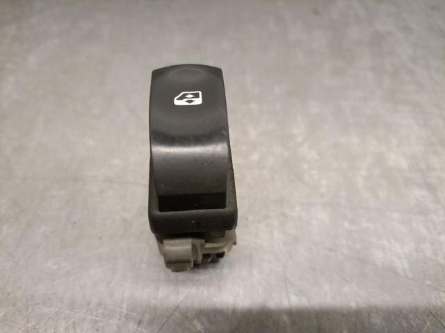 8200214936 Renault (RVI)