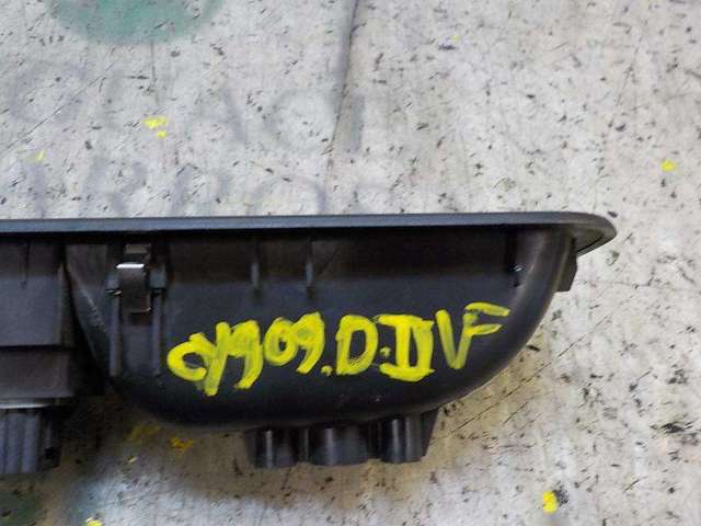 RENAULT 8200214936 Botón de encendido del motor del elevalunas trasero  comprar en Ponferrada