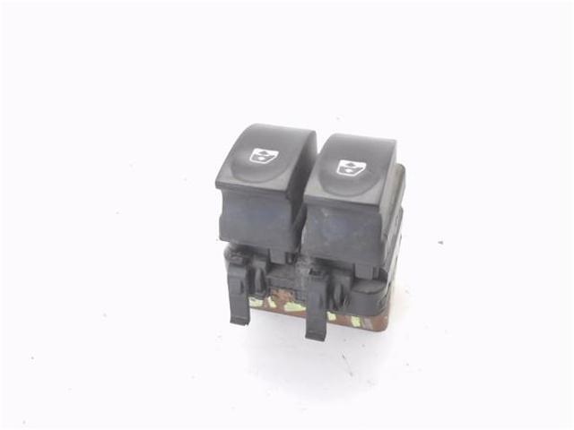 RENAULT 8200214939 Botón de encendido del motor del elevalunas delantero izquierdo  comprar en Ponferrada