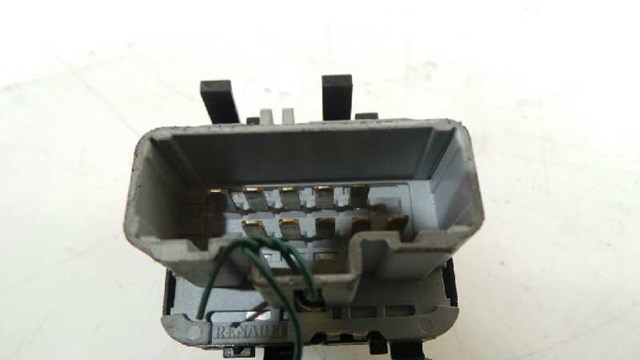 8200214939 RENAULT Botón de encendido del motor del elevalunas delantero izquierdo  comprar en Oviedo