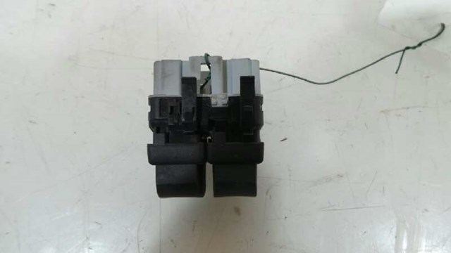 8200214939 Botón de encendido del motor del elevalunas delantero izquierdo  comprar en Zaragoza