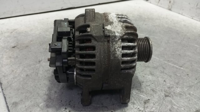 RENAULT 8200229907 Alternador  en stock Salamanca