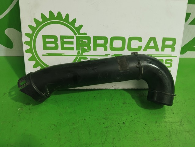 Tubo flexible de aspiración, entrada del filtro de aire 8200231516 Renault (RVI)