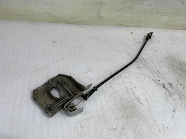 RENAULT 8200236512 Cerradura de capó  en stock Terrassa