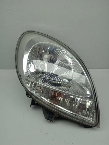 NISSAN 8200236591 Faro derecho  en stock Terrassa