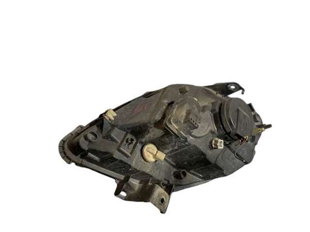 8200236591 Faro derecho  en stock Sabadell