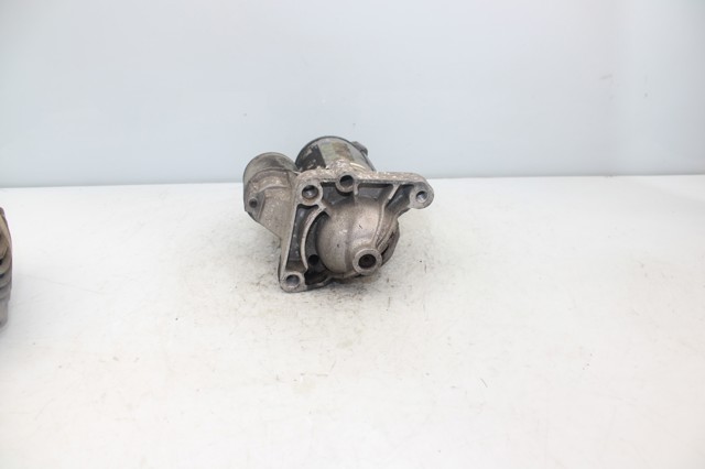 RENAULT 8200237594 Motor de arranque  comprar en Albacete