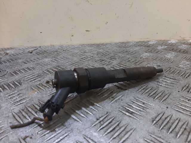 8200238528 Inyector comprar Girona