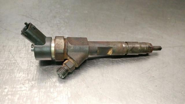 8200238528 Inyector de combustible  disponible Utrera