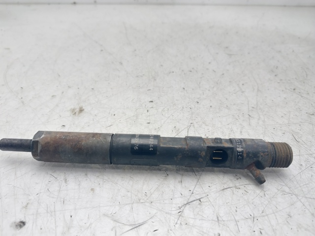 8200240244 Inyector de combustible  comprar en Reus