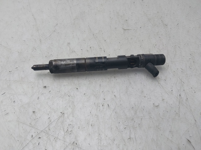 8200240244 RENAULT Inyector de combustible  comprar en Jaén