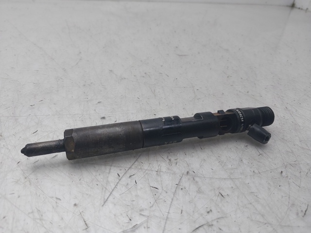RENAULT 8200240244 Inyector de combustible  comprar en Murcia