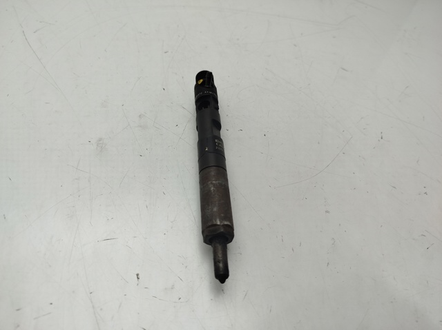 8200240244 RENAULT Inyector de combustible  disponible Ourense