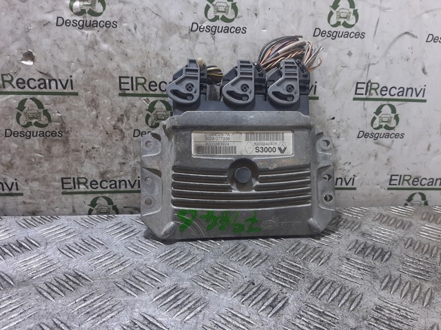 RENAULT 8200242405 ECU  en stock Salamanca