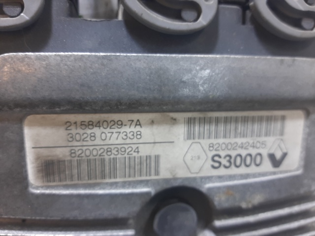 8200242405 RENAULT Unidad de control del motor (ECU)  disponible Vigo