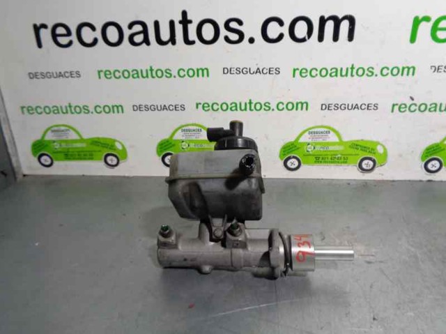 Depósito de líquido de frenos, lindro de freno principal 8200245034 Renault (RVI)