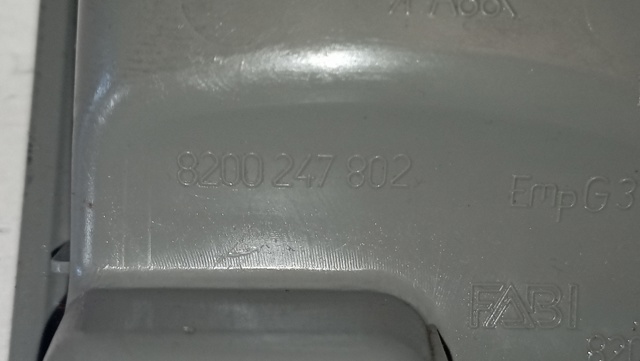8200247802 Manija interior de puerta delantera izquierda comprar Sevilla