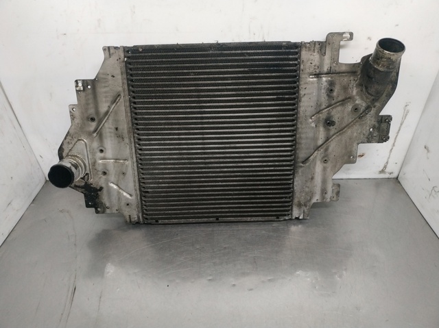 Radiador de aire de admisión 8200252209 RENAULT