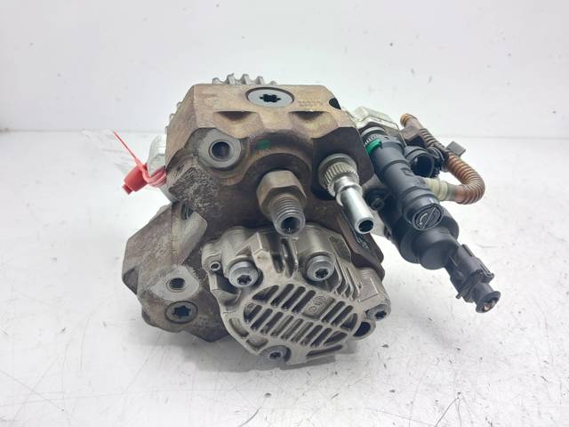 8200256255 RENAULT Bomba inyectora comprar Madrid