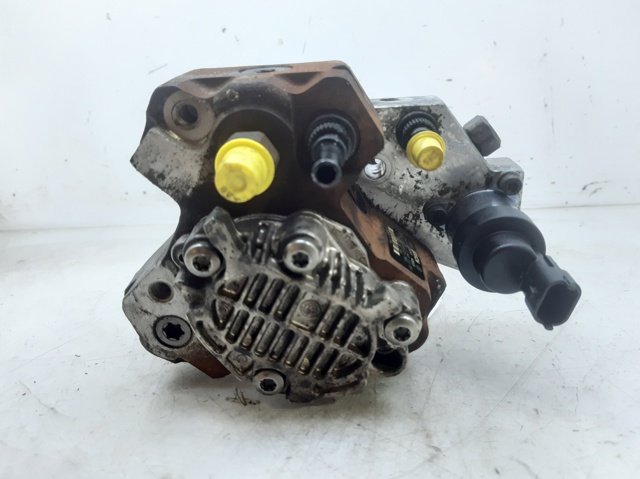 8200256255 RENAULT Bomba de alta presión de combustible  comprar en Oviedo