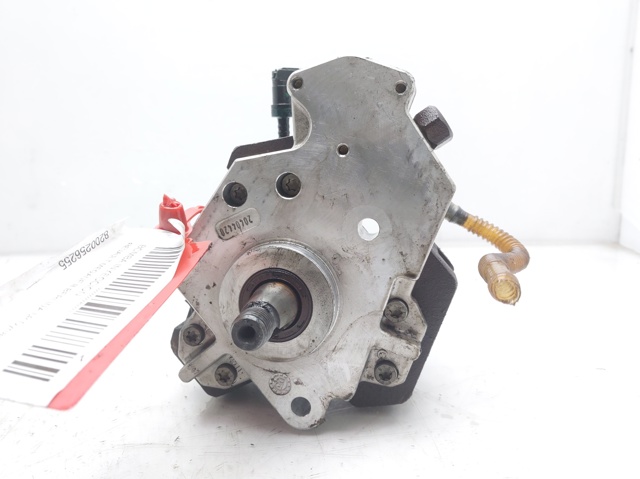 RENAULT 8200256255 Bomba de alta presión de combustible  comprar en Ponferrada