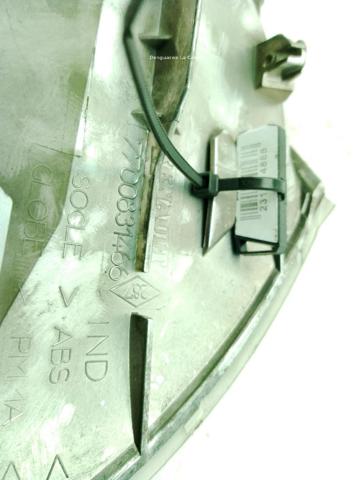 8200257684 Luz intermitente de guardabarros  disponible Utrera