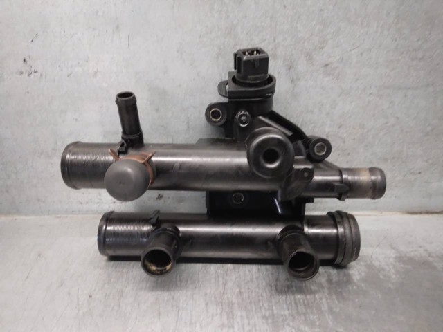 RENAULT 8200262235 Caja de termostato comprar Pamplona
