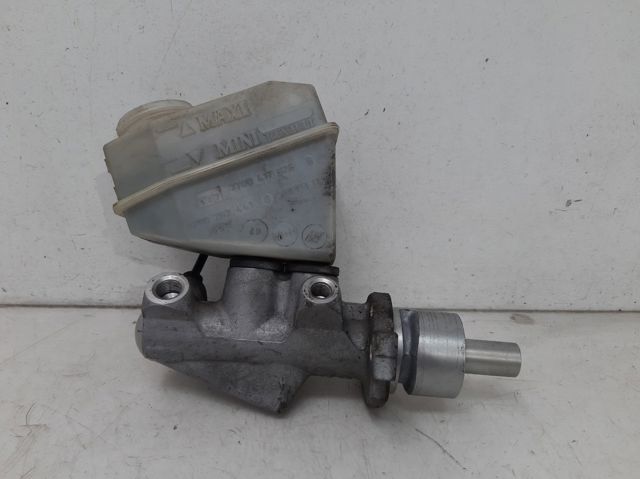 RENAULT 8200262441 Depósito del líquido de frenos del cilindro maestro  comprar en Albacete