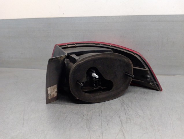 8200262667 Piloto trasero exterior izquierdo comprar Girona