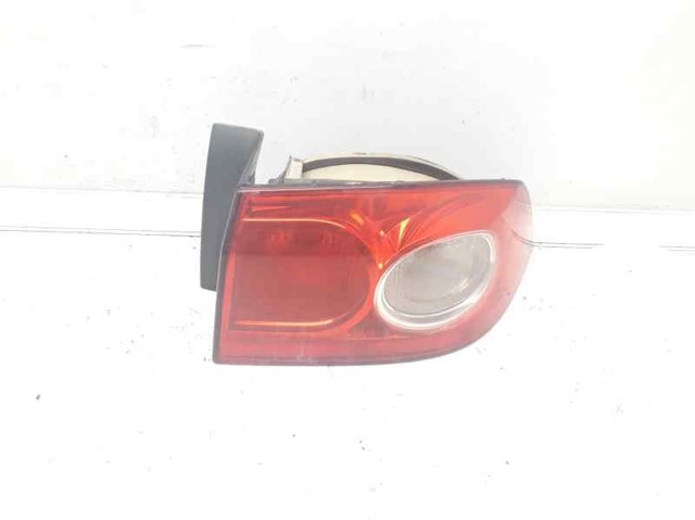 RENAULT 8200262668 Piloto trasero exterior derecho  disponible España