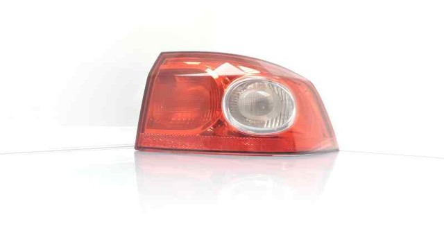8200262668 Piloto trasero exterior derecho  en stock Sabadell