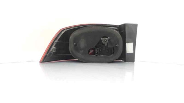 8200262668 RENAULT Piloto trasero exterior derecho  disponible Ourense