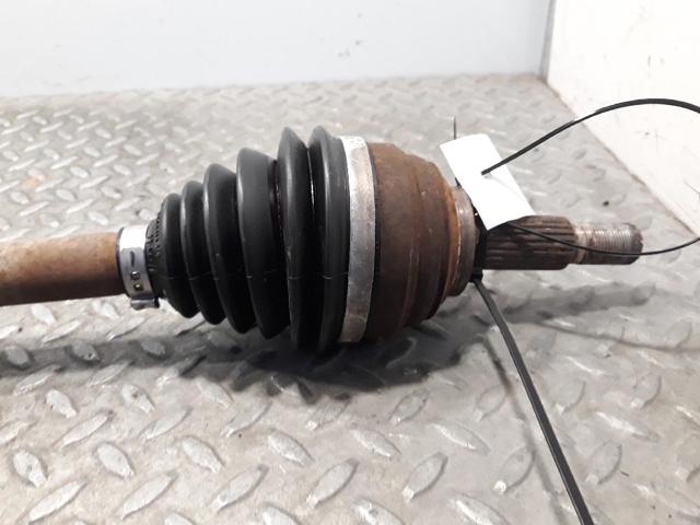 8200264668 RENAULT Semieje delantero derecho  en stock Huelva