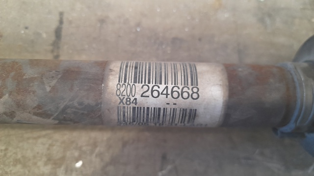 8200264668 Semieje delantero derecho  disponible Utrera