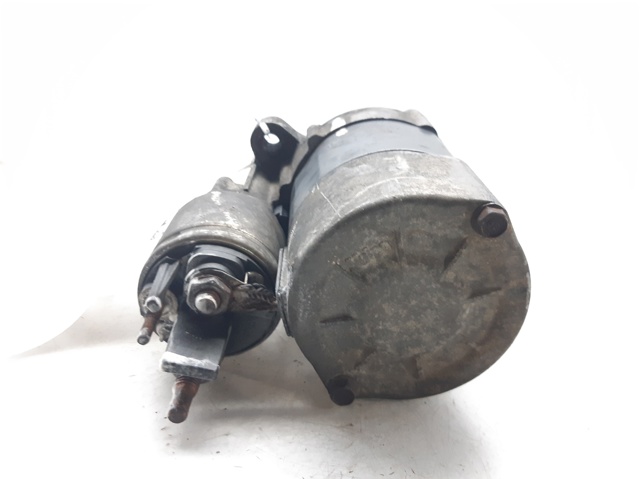 8200266777A RENAULT Motor de arranque  comprar en Oviedo