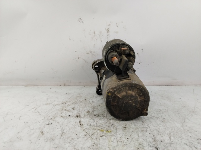RENAULT 8200266777A Motor de arranque  disponible España