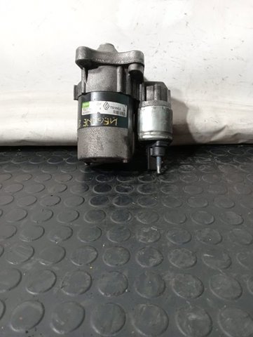 RENAULT 8200266777D Motor de arranque  comprar en Ponferrada