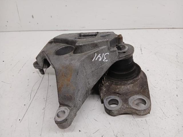 8200267625 RENAULT Soporte de motor derecho  comprar en Oviedo