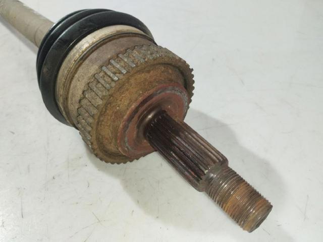 8200269195 Árbol de transmisión delantero derecho  en stock Sabadell