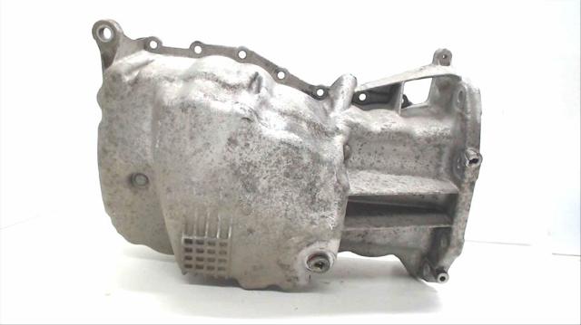 RENAULT 8200273261 Cárter de aceite  disponible Valladolid