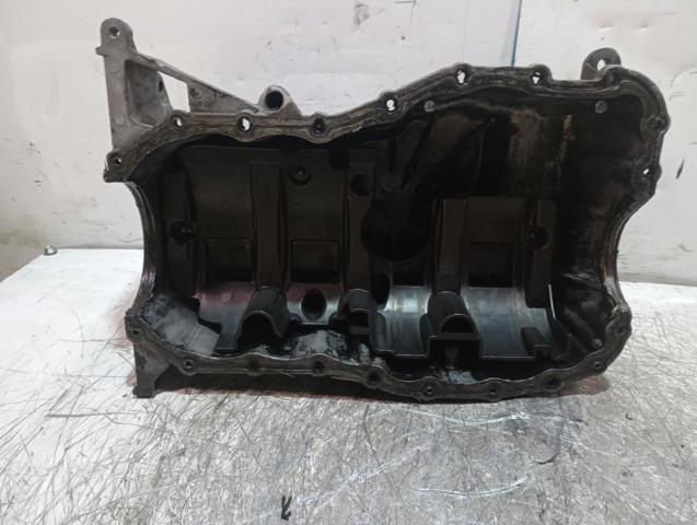 8200273261 Cárter de aceite  en stock Granada