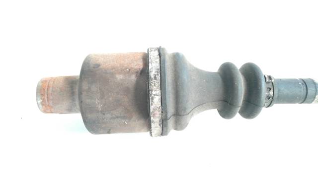8200274162 Semieje delantero derecho  disponible Málaga